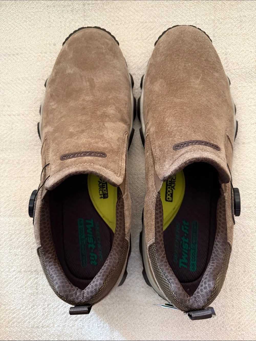 Skechers new tags
